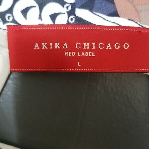 A-line Printed Blouse with V inset back L - Picture 7 of 8